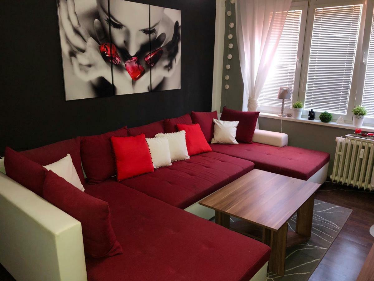Ferienwohnung Apartman V Centru Mostu Exterior foto